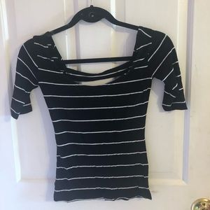 STRIPED FITTING SHORT SLEEVE SHIRT